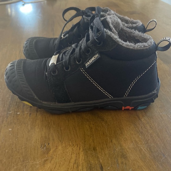 Fashion-3 Snow Sneakers, Black - Picture 3 of 5